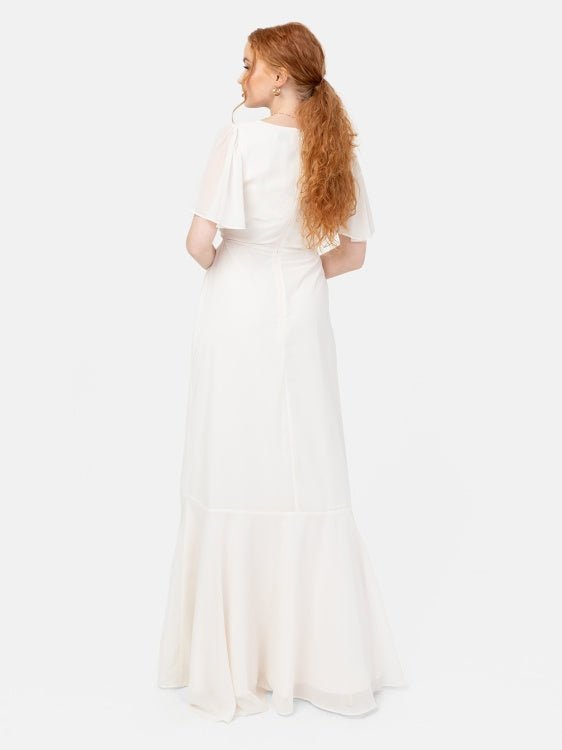 Side twist detail on ivory maxi dress
