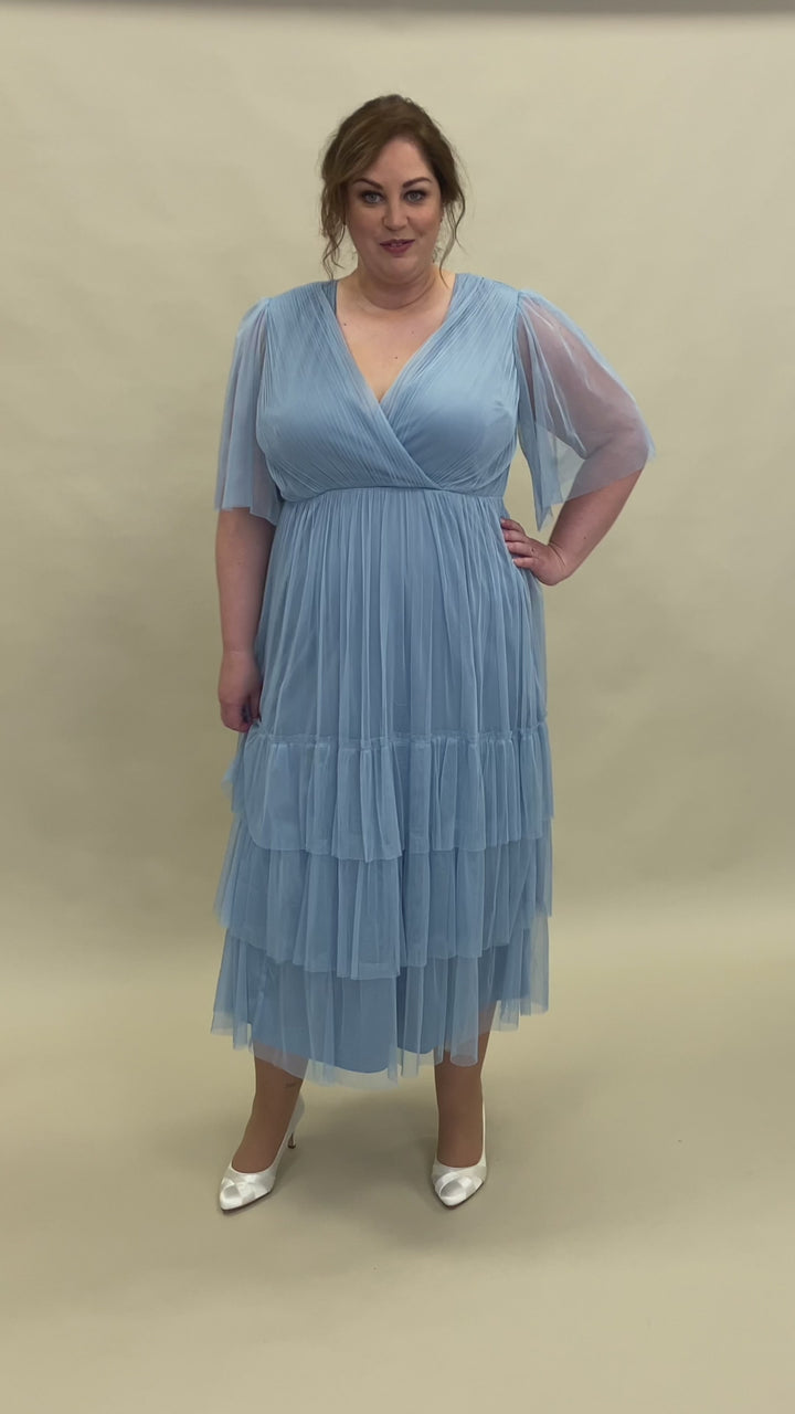 Robe mi-longue plissée effet portefeuille bleu clair Recycled Curve | Anaya avec amour