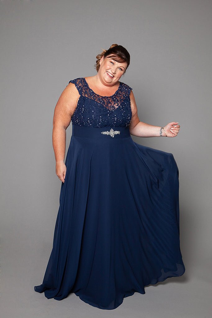Odette Bridesmaid Dress - Curvy Chic Boutique