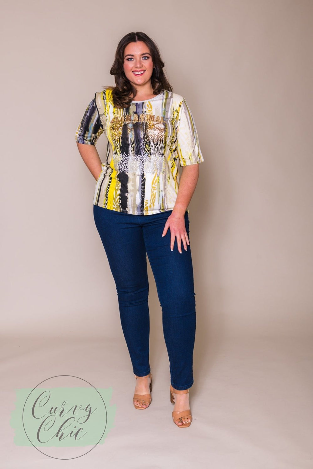 Plus Size Black & Gold Graphic T-Shirt - Curvy Chic Boutique