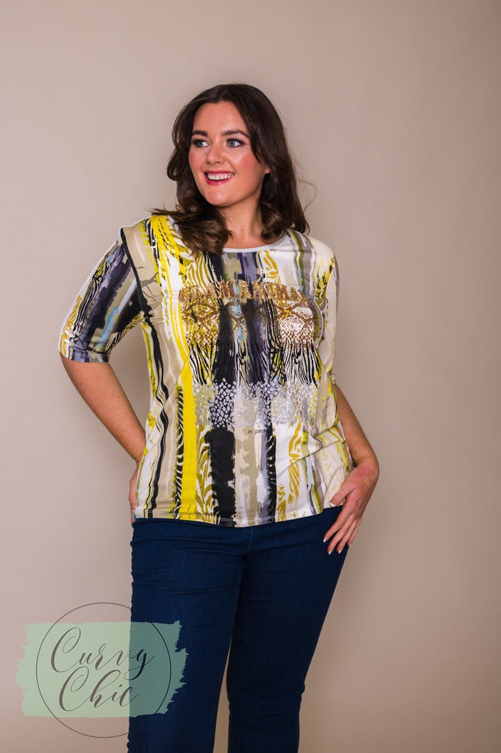 Plus Size Black &amp; Gold Graphic T-Shirt - Curvy Chic Boutique