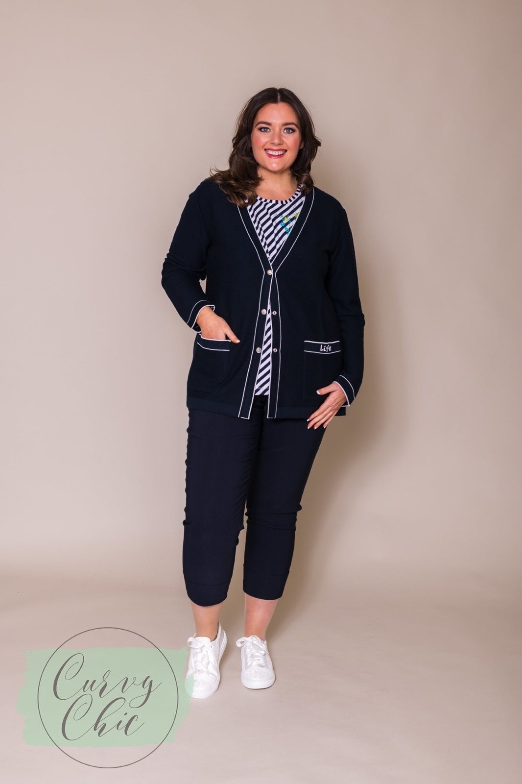 Plus Size Stretch Cropped Trousers in Navy or Black - Curvy Chic Boutique